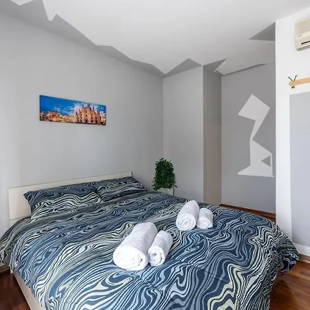 Brenta-fondazione Prada - Free Private Parking & Terrace Milan