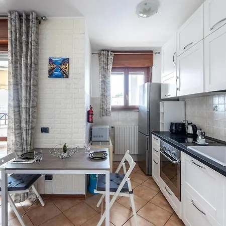 Brenta-fondazione Prada - Free Private Parking & Terrace * Milan